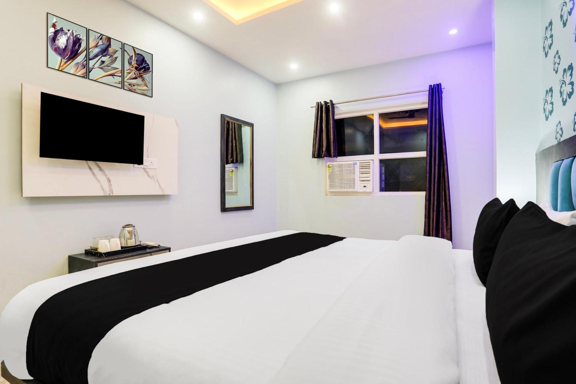 Hotel Super Townhouse Ghunghrani Street Godowlia Formerly Raghuveer Temple *